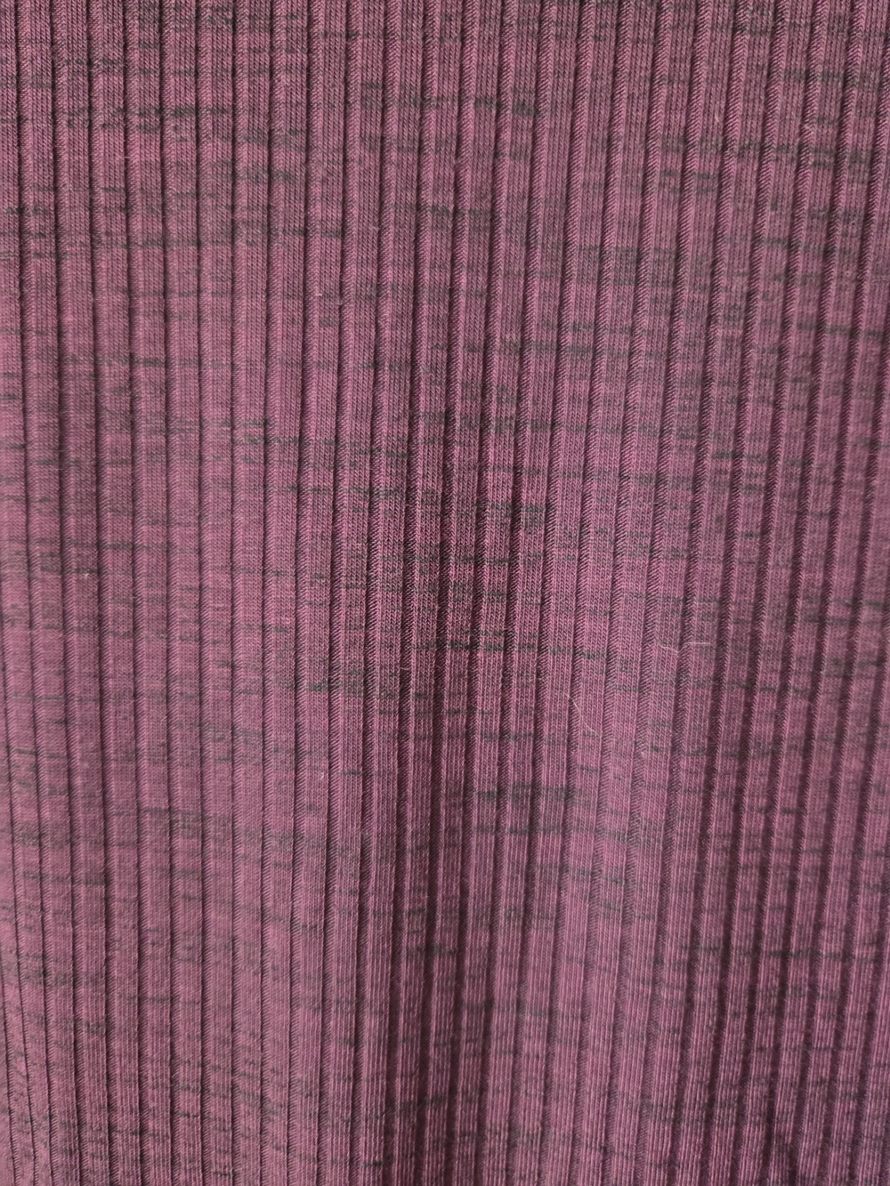 Apt. 9 Women's Ribbed Long-Sleeve Twist-Hem Top in Wine ~ Size L - Picture 7 of 8